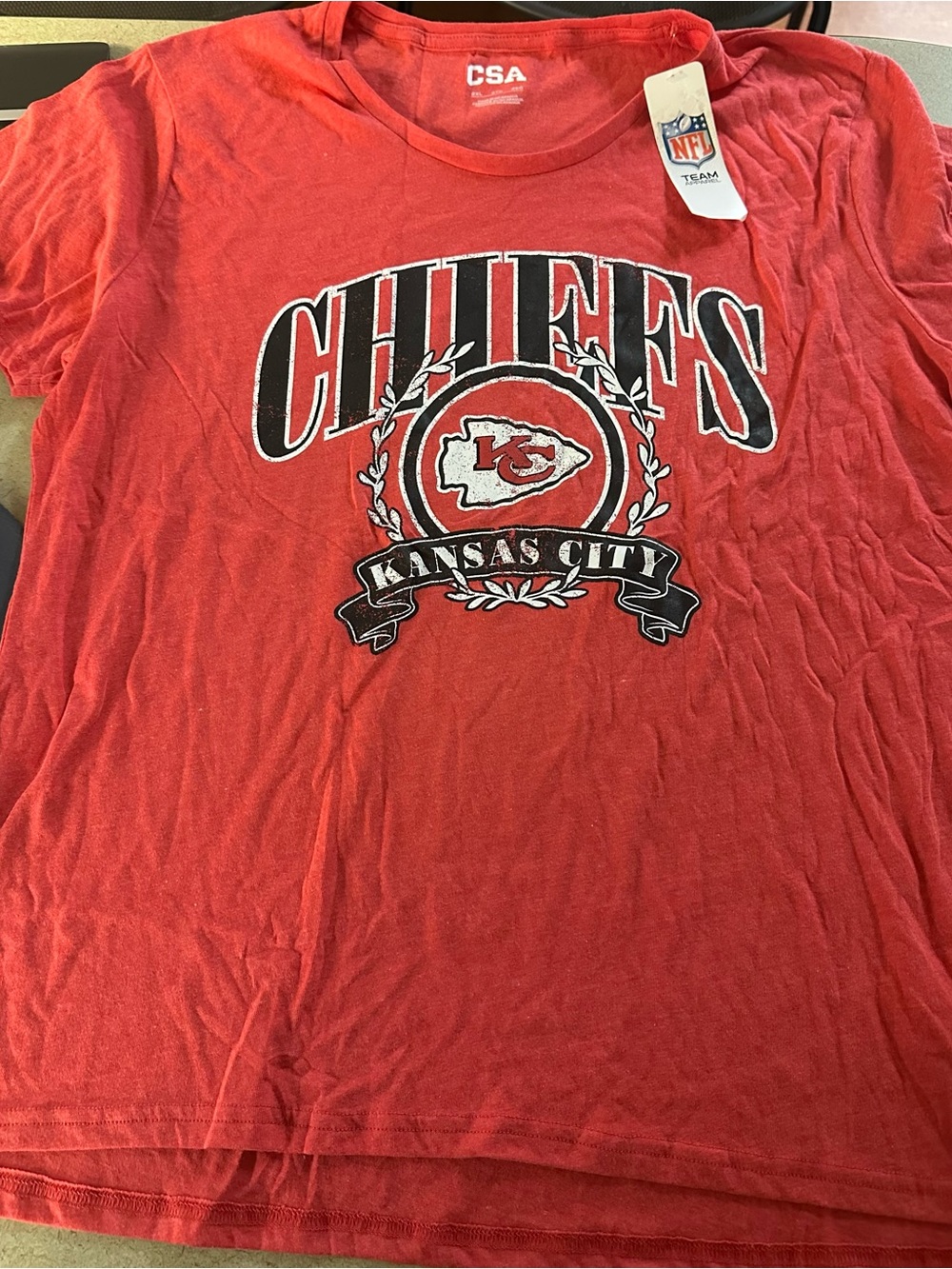 NWT Women’s 2X Kansas City Chiefs Red Graphic Tee - NFL